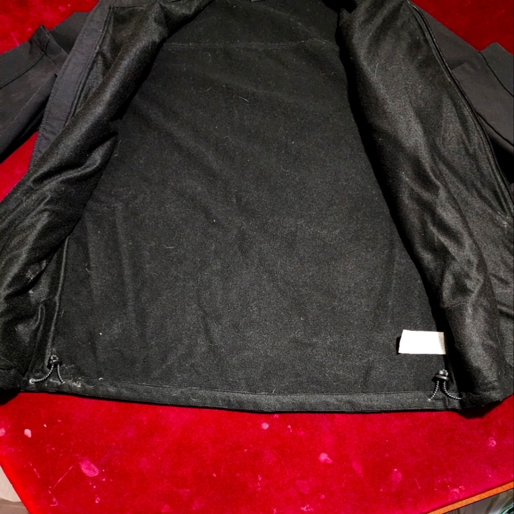Swiss Tech 🇨🇭 Black Full Zipper Jacket - Picture 9 of 11